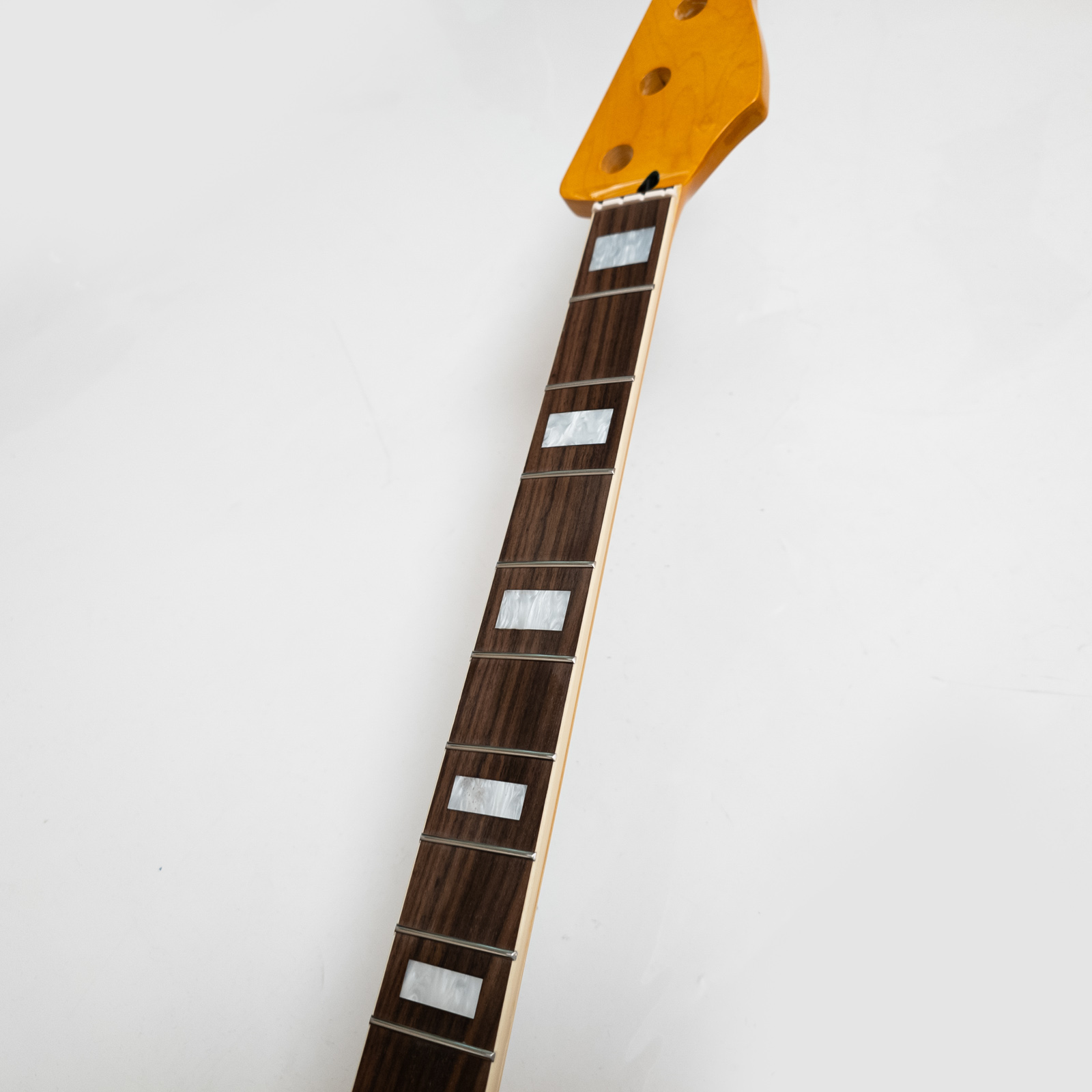 4弦ベースギターネック イエローメイプル ローズウッド指板  - Bass Guitar Fretless のレビューと価格